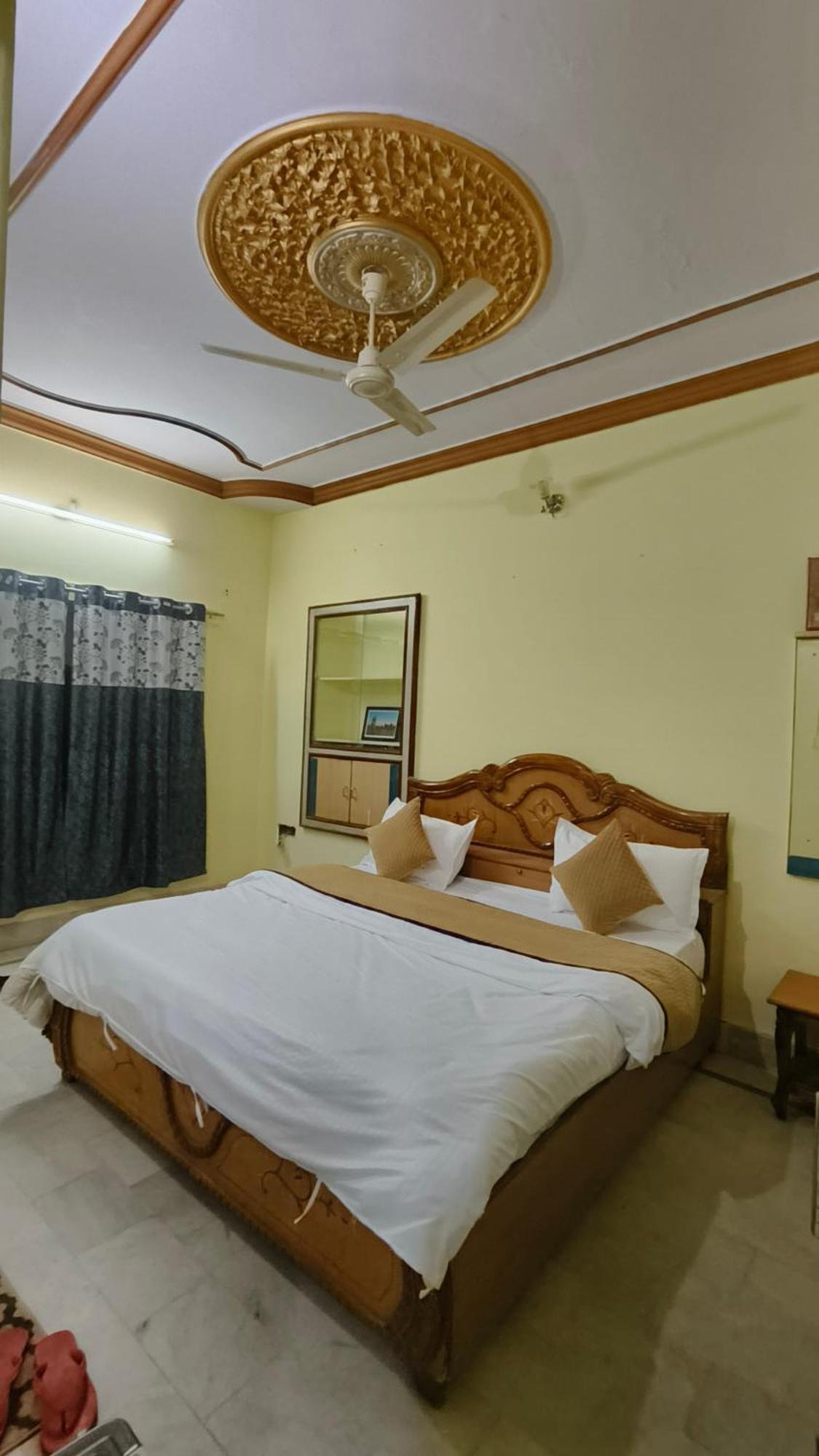 Hotel Navodaya Jaisalmer Eksteriør billede
